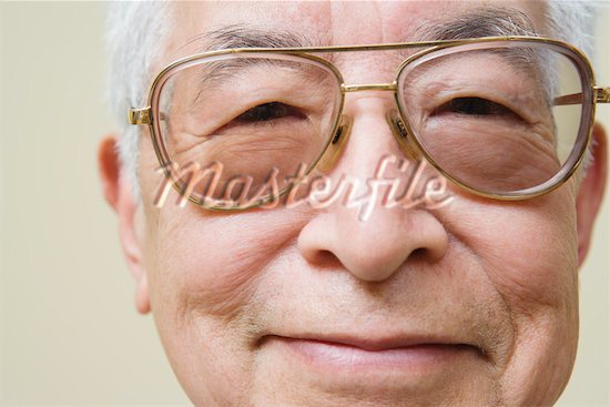 619-00764892 Model Release: Yes Property Release: Yes Close up portrait of elderly man wearing glasses