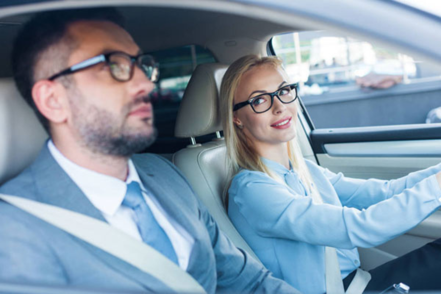 Người bị cận thị đáp ứng được các yêu cầu về thị lực theo quy định vẫn có thể tham gia đăng ký học và thi bằng lái xe ô tô